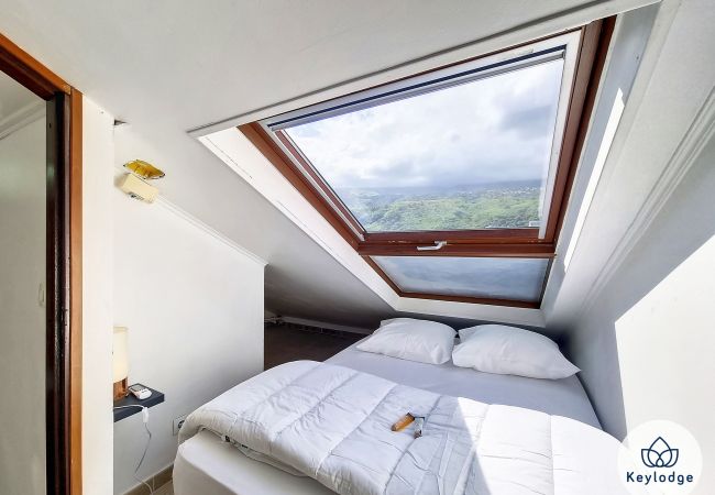 Appartement à Saint-Leu - T3 duplex pieds dans l’eau – Mosala 5 – Saint-Leu Appartement à Saint-Leu - T3 duplex pieds dans l’eau – Mosala 5 – Saint-Leu