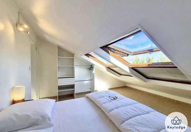 Appartement à Saint-Leu - T3 duplex pieds dans l’eau – Mosala 5 – Saint-Leu Appartement à Saint-Leu - T3 duplex pieds dans l’eau – Mosala 5 – Saint-Leu