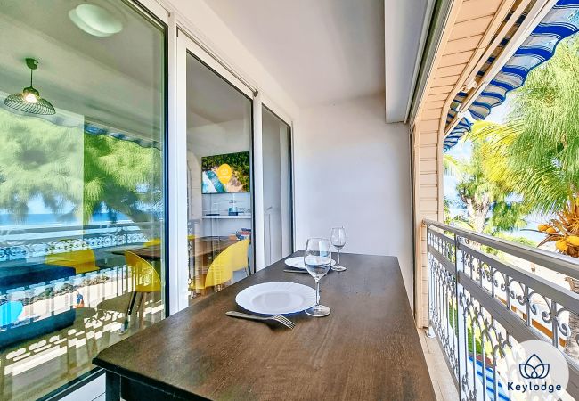 Appartement à Saint-Leu - T3 duplex pieds dans l’eau – Mosala 5 – Saint-Leu Appartement à Saint-Leu - T3 duplex pieds dans l’eau – Mosala 5 – Saint-Leu