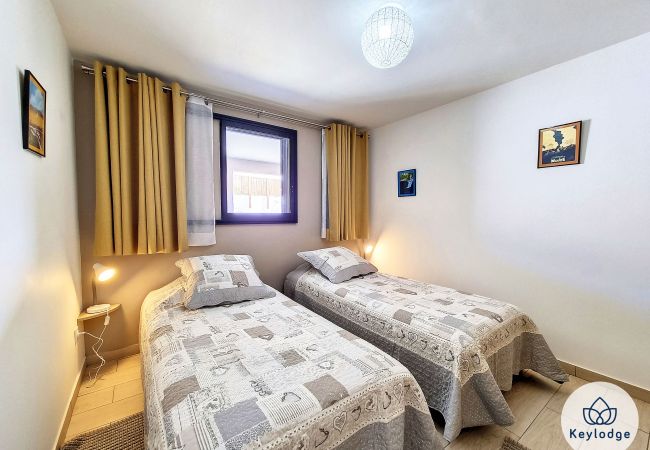 Maison à LE TAMPON - Villa Marie France – 60 m² - avec sauna et jacuzzi à la Plaine des cafres Maison à LE TAMPON - Villa Marie France – 60 m² - avec sauna et jacuzzi à la Plaine des cafres