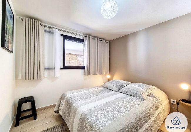 Maison à LE TAMPON - Villa Marie France – 60 m² - avec sauna et jacuzzi à la Plaine des cafres Maison à LE TAMPON - Villa Marie France – 60 m² - avec sauna et jacuzzi à la Plaine des cafres