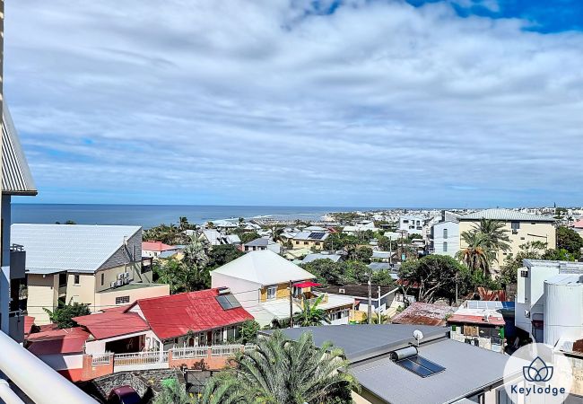 Appartement à Saint Pierre - Wopé l’Appart – beau T4 à 3 min du CHU - Terre Sainte  Appartement à Saint Pierre - Wopé l’Appart – beau T4 à 3 min du CHU - Terre Sainte