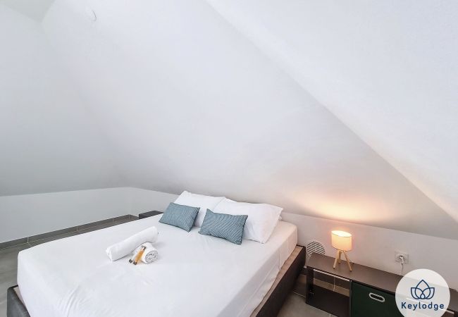 Appartement à Saint Pierre - Wopé l’Appart – beau T4 à 3 min du CHU - Terre Sainte  Appartement à Saint Pierre - Wopé l’Appart – beau T4 à 3 min du CHU - Terre Sainte
