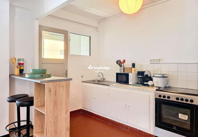 Appartement à Saint Denis - La Tourette, T2 de 49m² à Saint-Denis Appartement à Saint Denis - La Tourette, T2 de 49m² à Saint-Denis