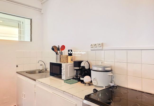 Appartement à Saint Denis - La Tourette, T2 de 49m² à Saint-Denis Appartement à Saint Denis - La Tourette, T2 de 49m² à Saint-Denis