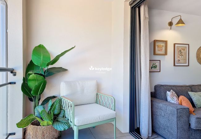 Appartement à Saint-Paul - Tanière de St Paul – T2 43 m2 proche du front de mer Appartement à Saint-Paul - Tanière de St Paul – T2 43 m2 proche du front de mer