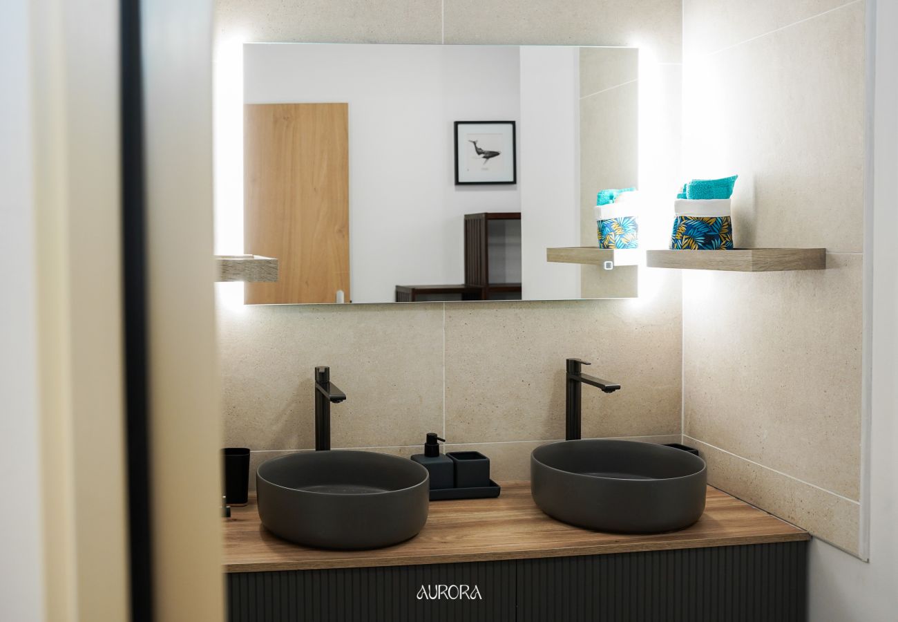 Appartement à SAINT-PIERRE - Kaz des Epices – T3 de 60m² – Saint-Pierre Appartement à SAINT-PIERRE - Kaz des Epices – T3 de 60m² – Saint-Pierre