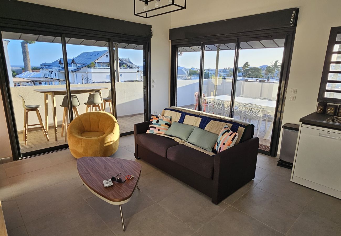 Appartement à SAINT-PIERRE - Kaz des Epices – T3 de 60m² – Saint-Pierre Appartement à SAINT-PIERRE - Kaz des Epices – T3 de 60m² – Saint-Pierre