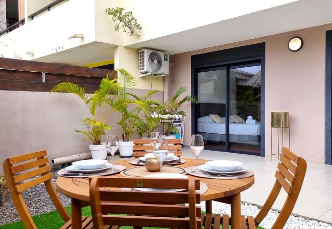 Appartement à Saint-Denis - T2 Kamala – 50m² avec terrasse extérieur - Sainte-Clotilde