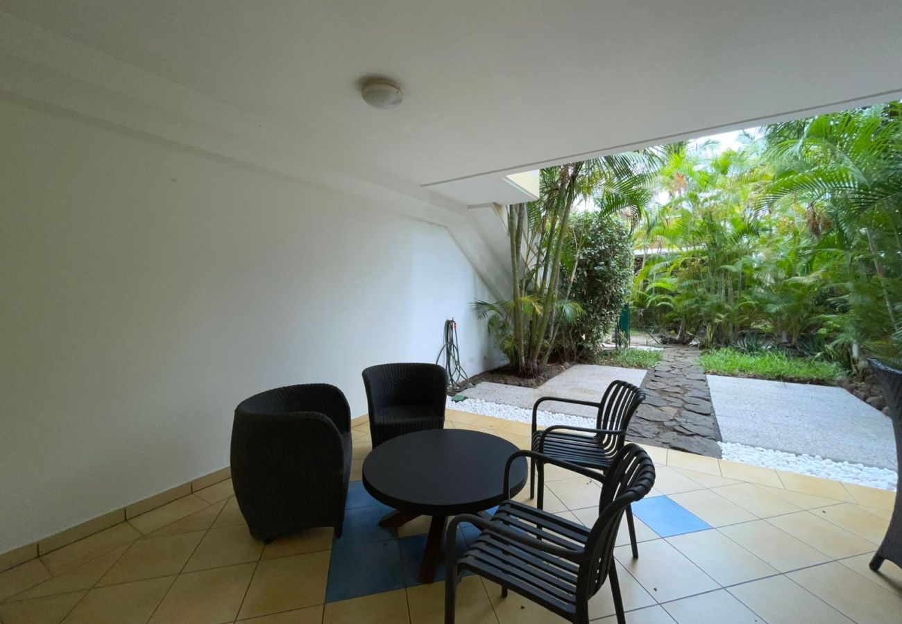 Appartement à Saint-Gilles les Bains - T3 Hevi – 68m² avec terrasse extérieure et piscine commune – La Saline-les-Bains