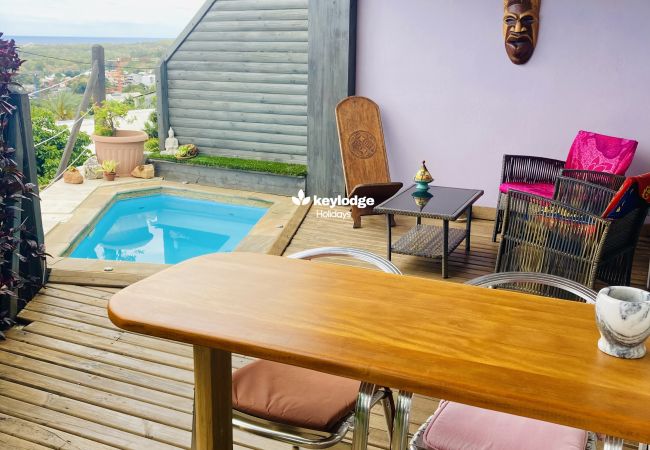 Maison à L'Étang-Salé - Vetibunga Bungalow –25m² avec Jacuzzi – Etang-Salé