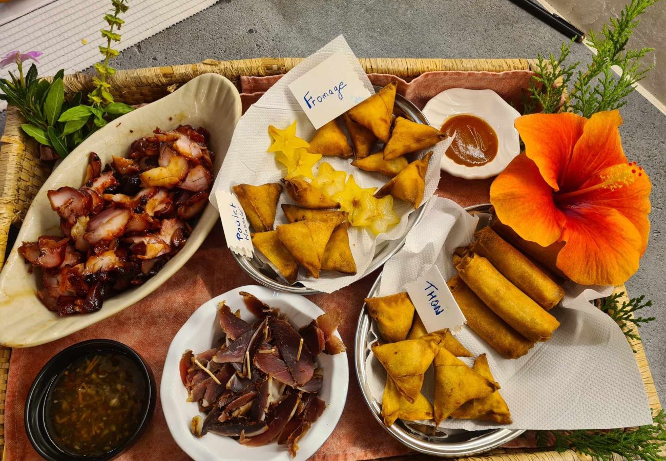 Maison à L'Étang-Salé - Vetibunga Bungalow –25m² avec Jacuzzi – Etang-Salé