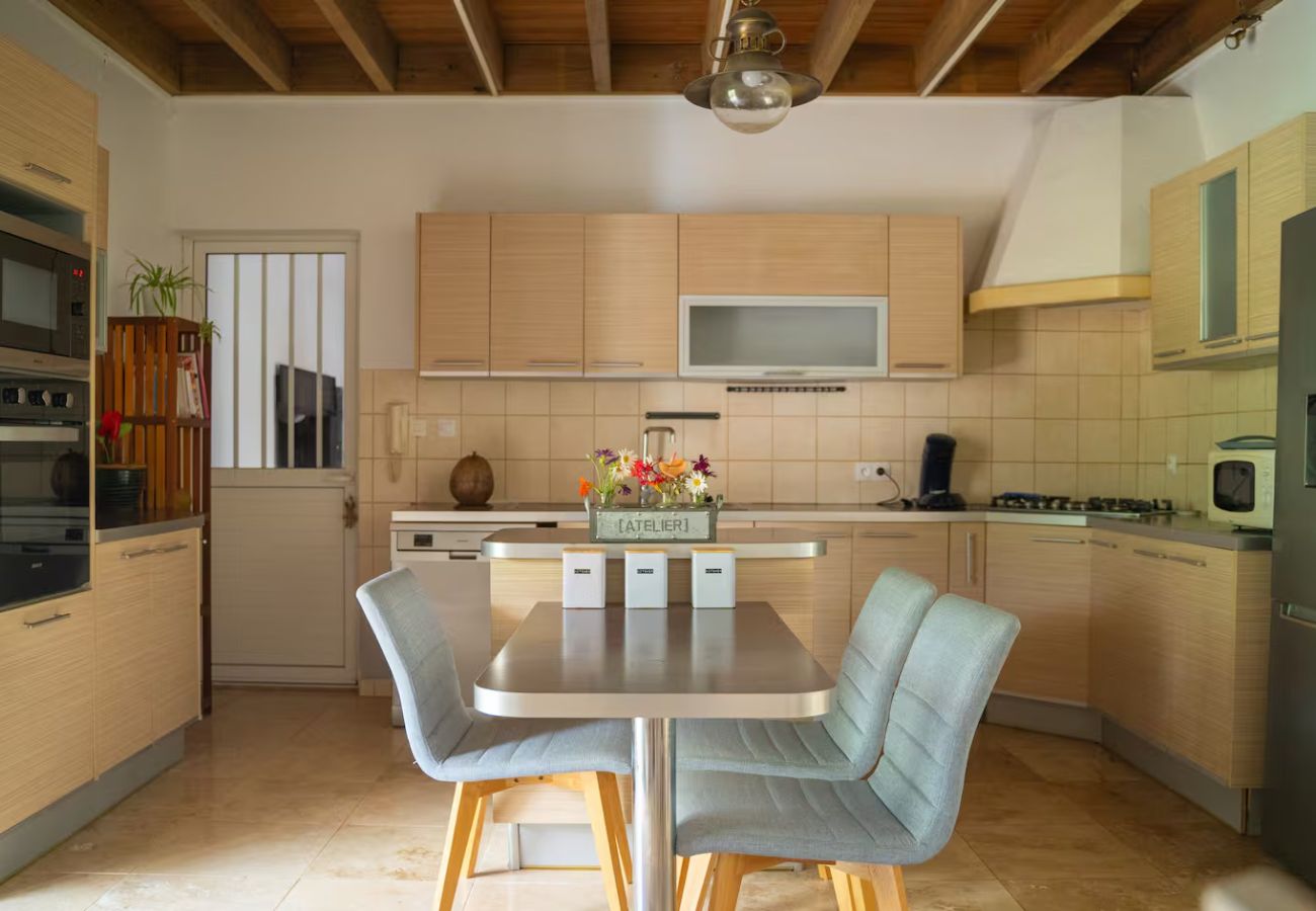 Maison à LA POSSESSION - Evasion-Dos D’ane*** – villa 4 chambres jacuzzi – La Possession