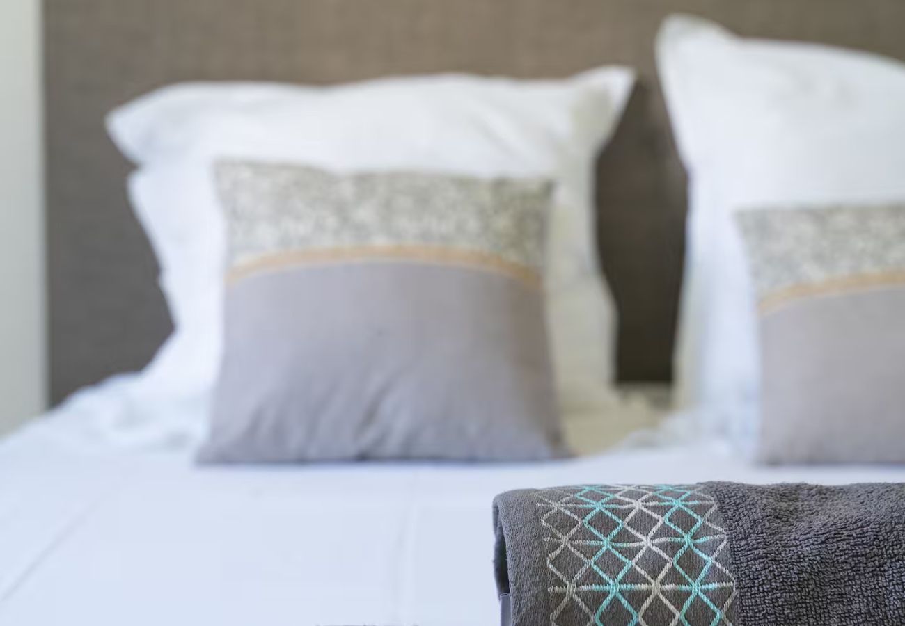 Maison à LA POSSESSION - Evasion-Dos D’ane*** – villa 4 chambres jacuzzi – La Possession