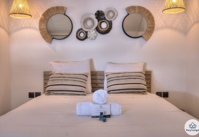 Appartement à Saint-Gilles les Bains - Duplex T2 - Petit Duc - 44 m2 – terrasse - St-Gilles les Bains