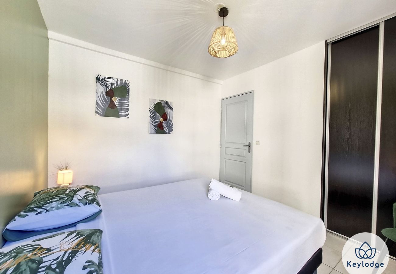 Appartement à Saint Denis - T2 – Azurite – avec vue mer – Saint-Denis