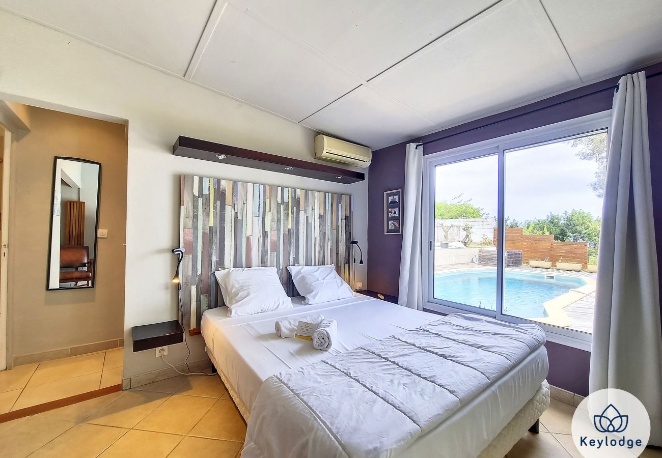 Villa à Saint-Gilles les Hauts - Villa Cadentia*** – 3 chambres avec piscine et vue mer – Saint-Gilles les Hauts