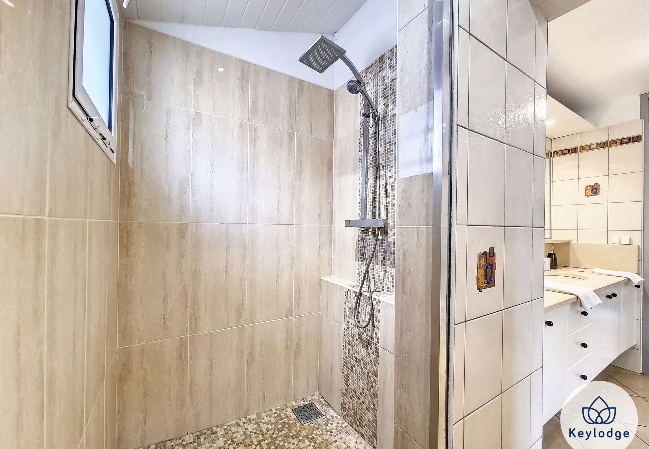 Villa à Saint-Gilles les Hauts - Villa Cadentia*** – 3 chambres avec piscine et vue mer – Saint-Gilles les Hauts