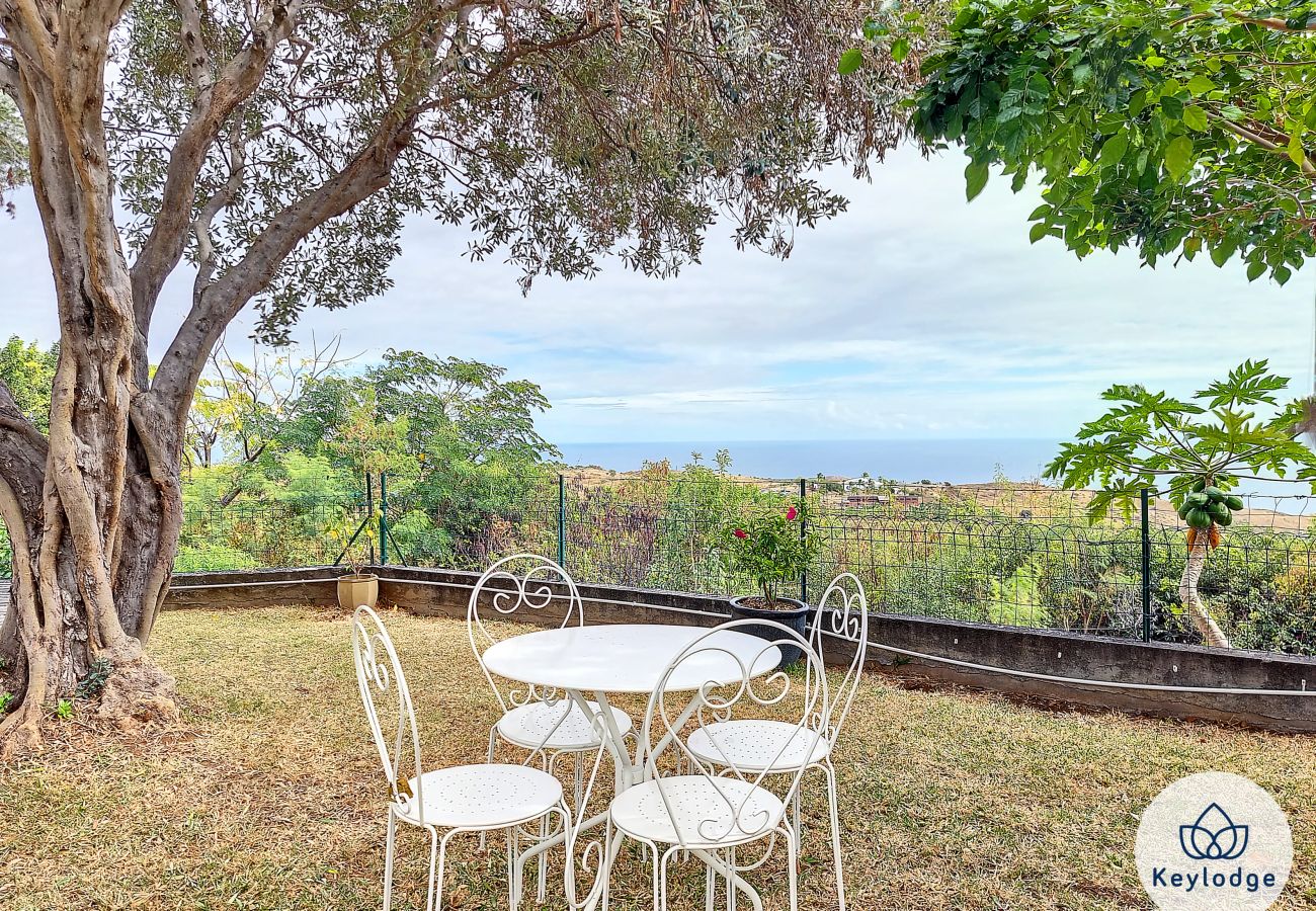 Villa à Saint-Gilles les Hauts - Villa Cadentia*** – 3 chambres avec piscine et vue mer – Saint-Gilles les Hauts