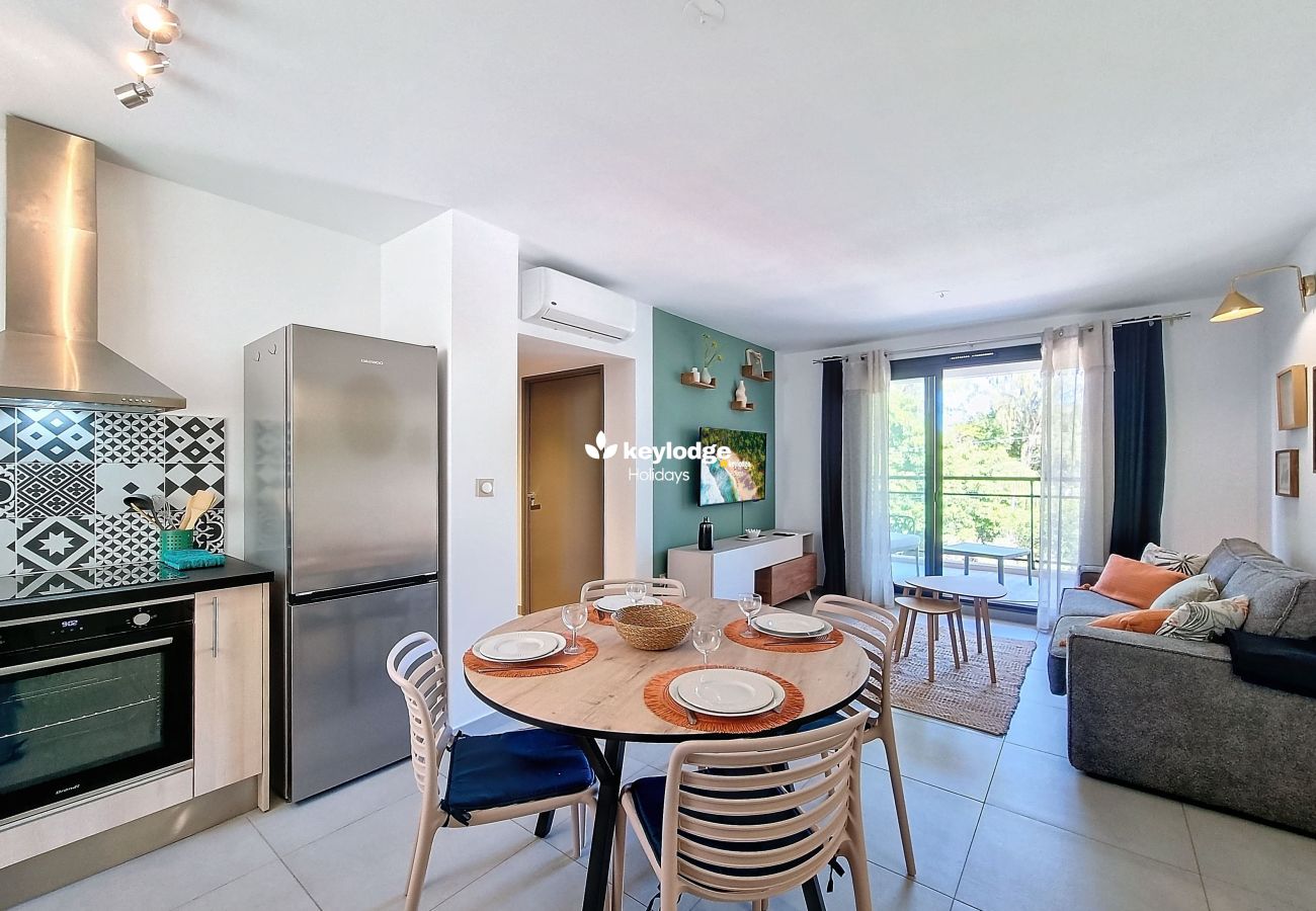 Appartement à Saint-Paul - Tanière de St Paul – T2 43 m2 proche du front de mer
