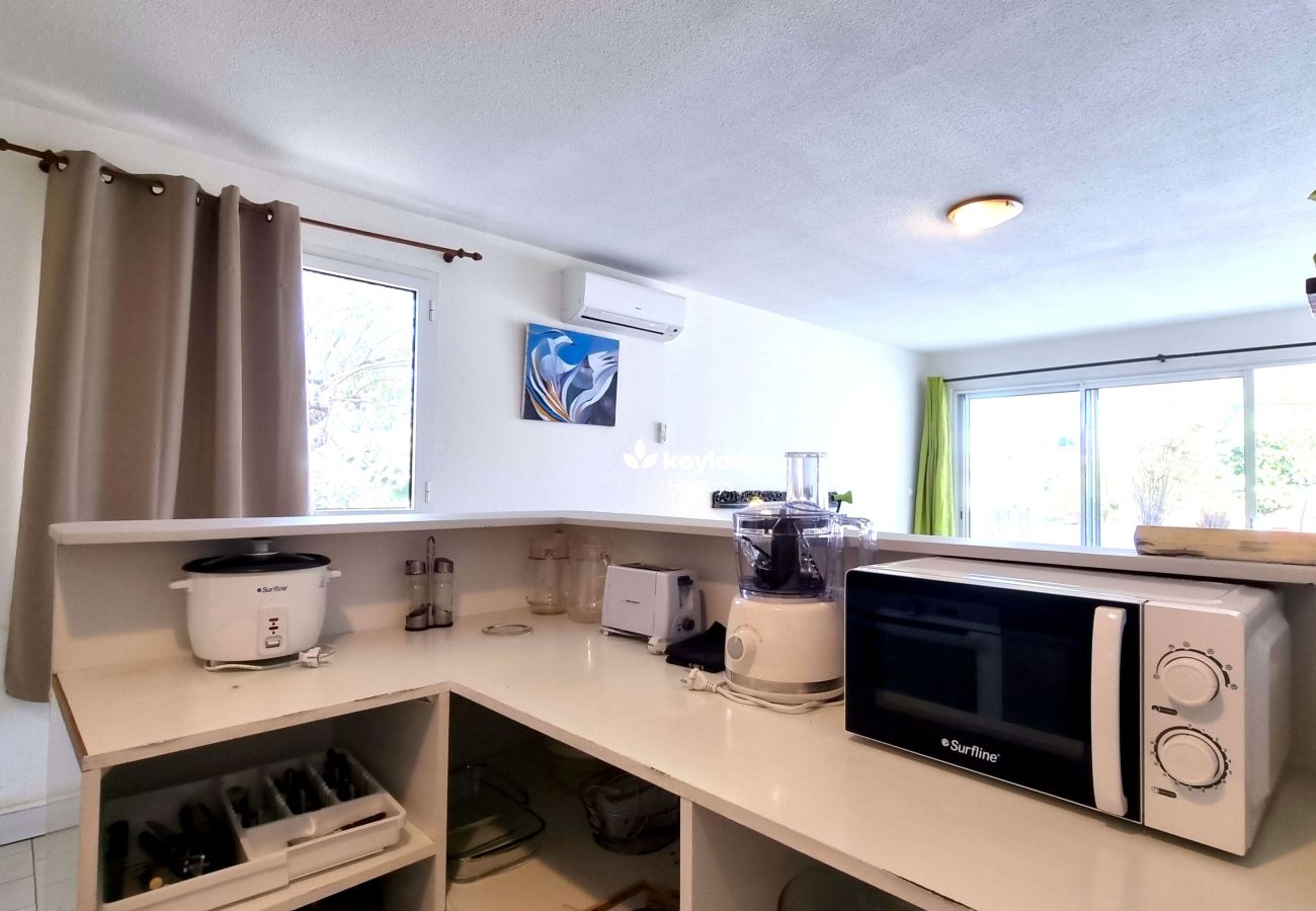 Studio à Saint-Gilles les Bains - Azur et sable, studio à 3 mins de la plage – St-Gilles