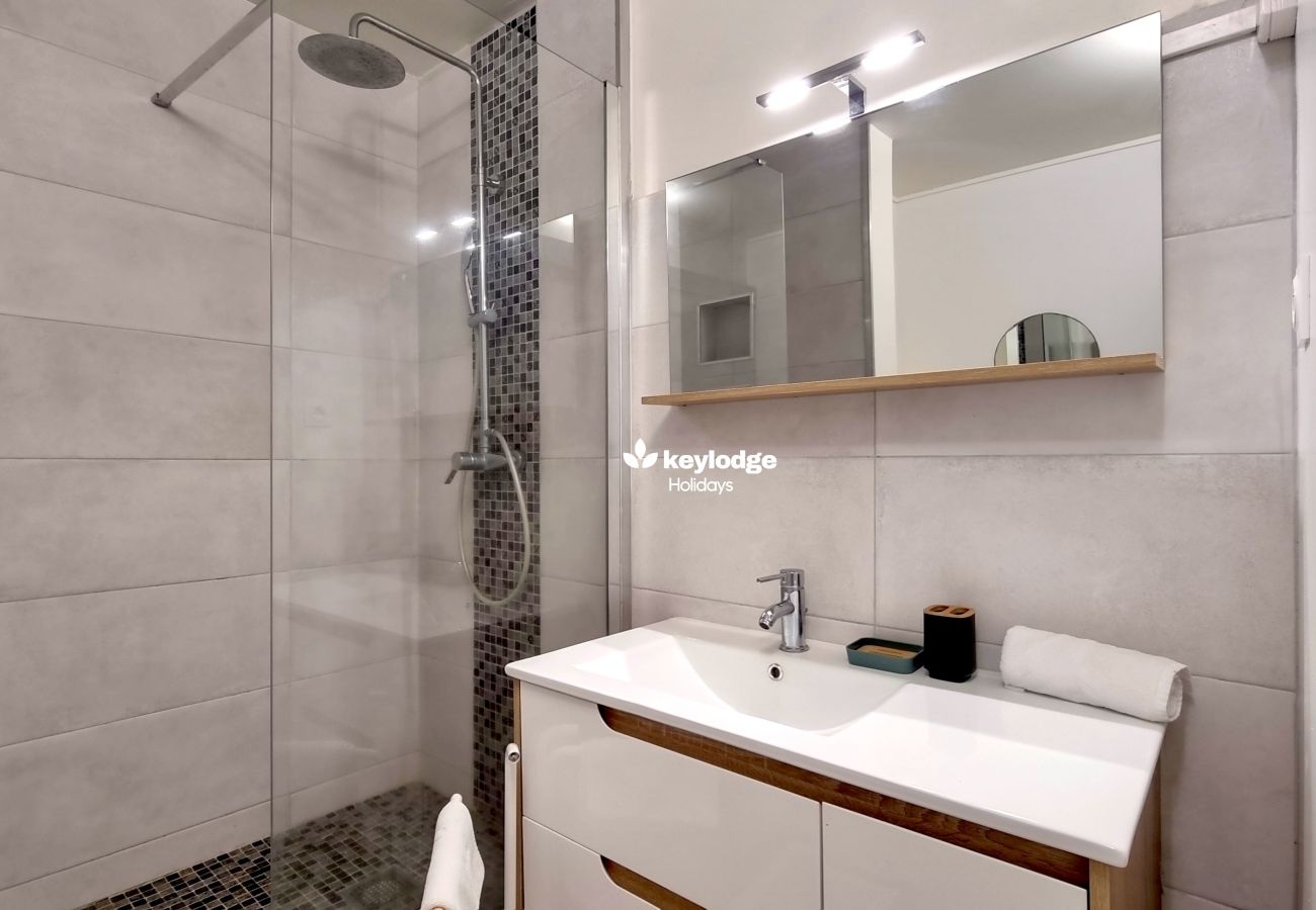 Studio à Saint-Gilles les Bains - Azur et sable, studio à 3 mins de la plage – St-Gilles