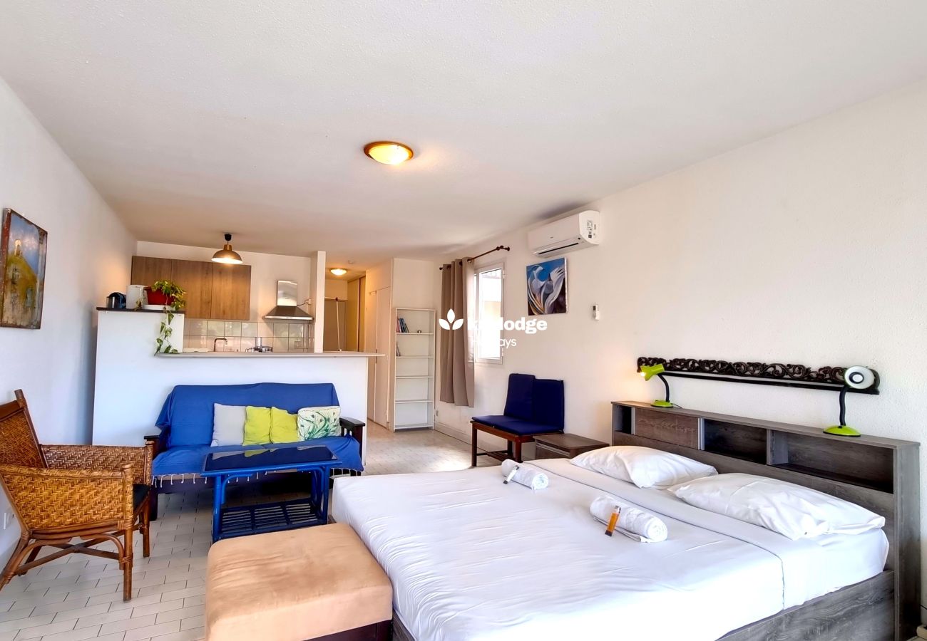 Studio à Saint-Gilles les Bains - Azur et sable, studio à 3 mins de la plage – St-Gilles